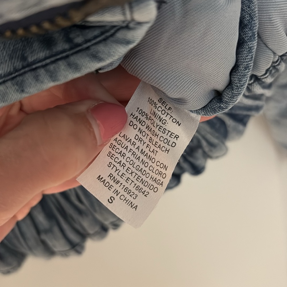 Easel Jacket - image 3